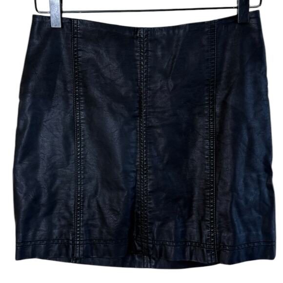 Free People Women’s Sz 6 Modern Femme Vegan Mini Skirt in Black / OB583305 - Picture 2 of 7